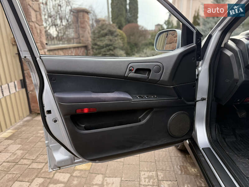 Позашляховик / Кросовер SsangYong Actyon 2008 в Тернополі