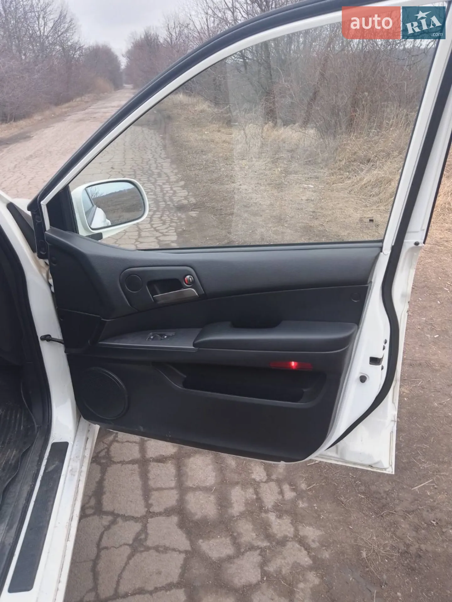 2011 SsangYong Actyon - мініатюра 18