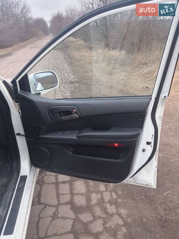 Позашляховик / Кросовер SsangYong Actyon 2011 в Умані фото 18 Позашляховик / Кросовер SsangYong Actyon 2011 в Умані