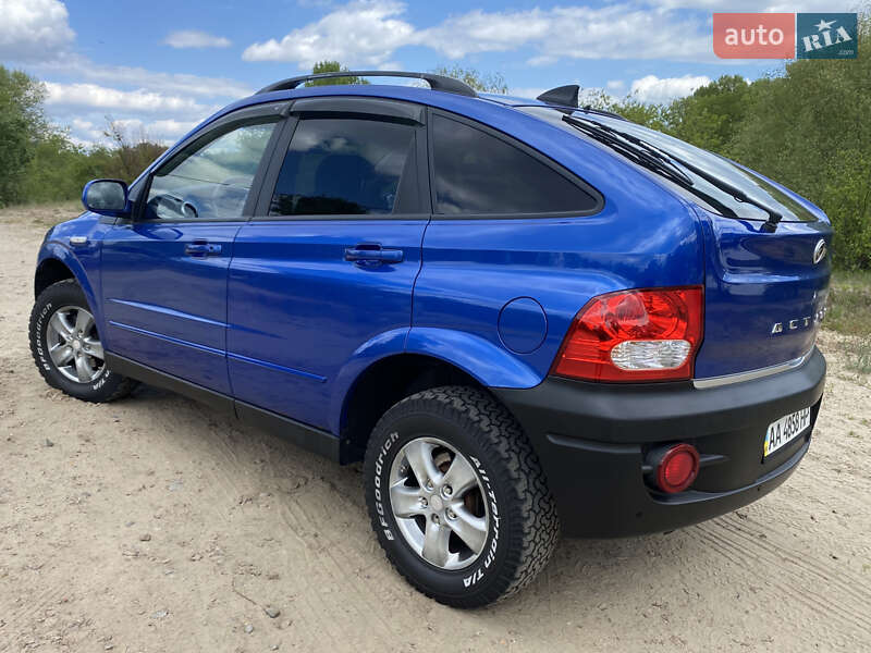Внедорожник / Кроссовер SsangYong Actyon 2008 в Киеве
