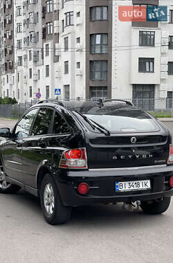 Позашляховик / Кросовер SsangYong Actyon 2008 в 