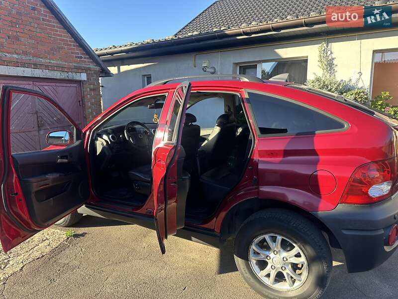 Позашляховик / Кросовер SsangYong Actyon 2008 в Луцьку