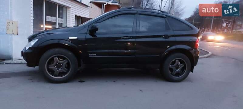 Позашляховик / Кросовер SsangYong Actyon 2009 в 