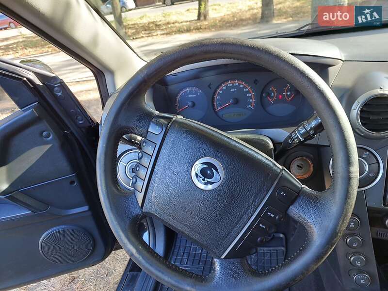 Позашляховик / Кросовер SsangYong Actyon 2011 в Миколаєві