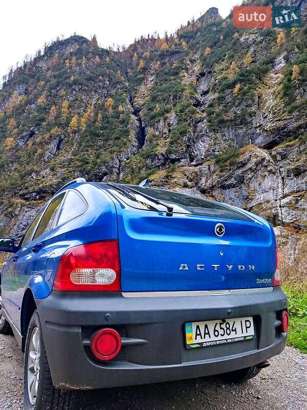 Позашляховик / Кросовер SsangYong Actyon 2008 в Києві
