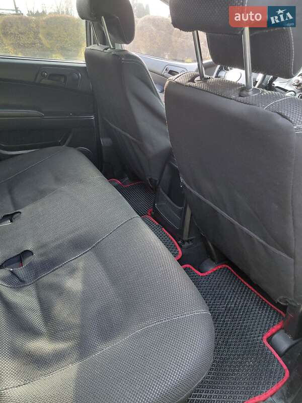 Позашляховик / Кросовер SsangYong Actyon 2008 в Тернополі