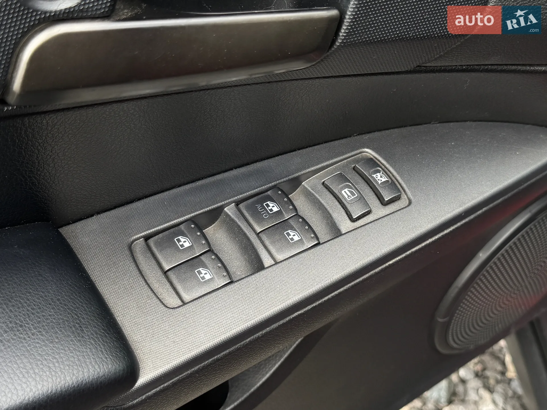 2012 SsangYong Actyon - мініатюра 24