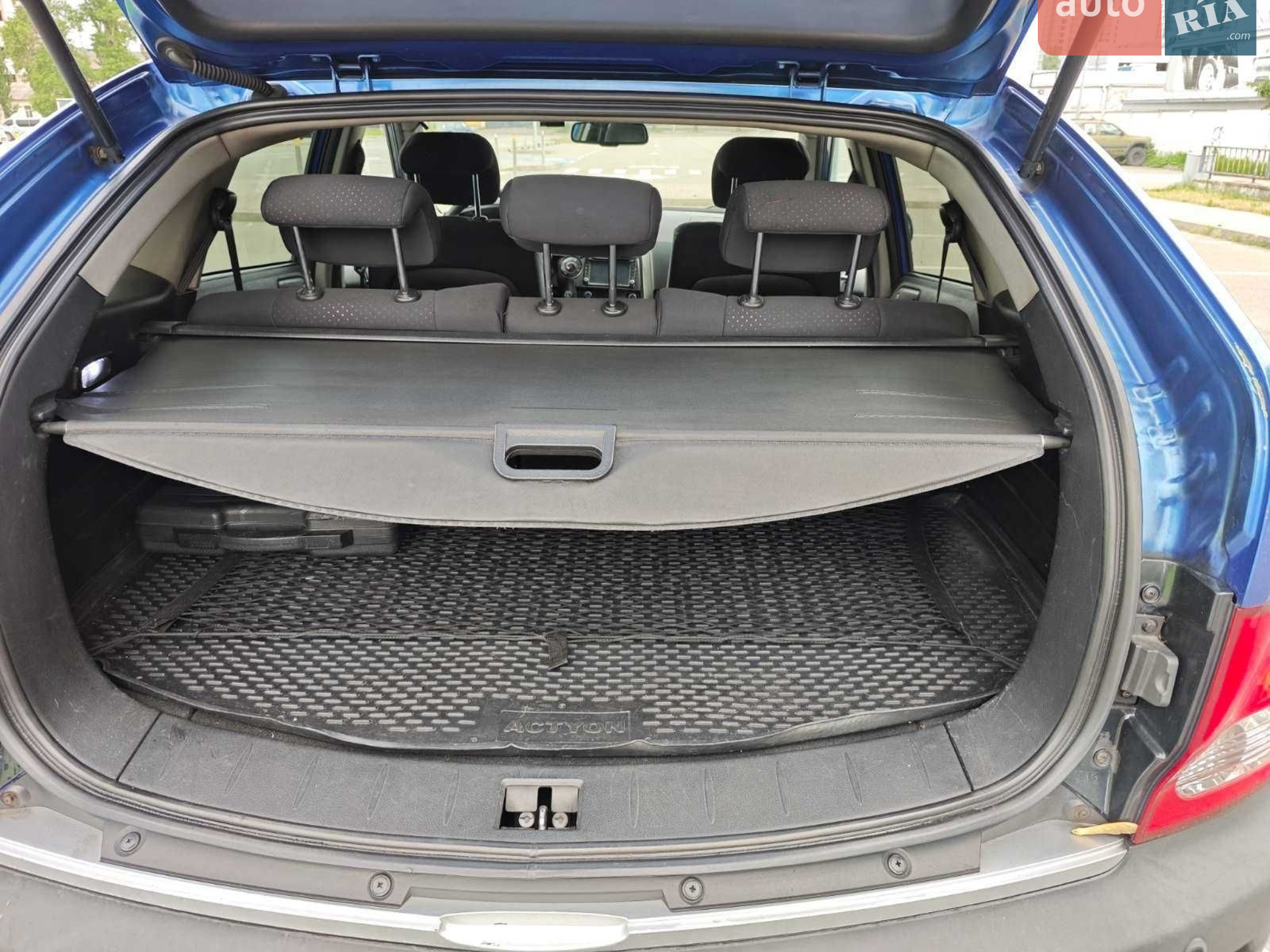 2012 SsangYong Actyon - мініатюра 19