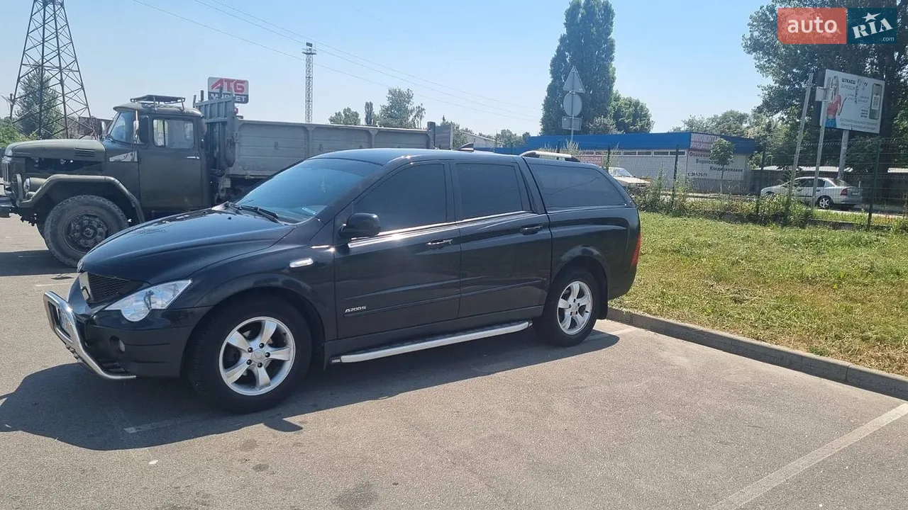 2010 SsangYong Actyon - мініатюра 12