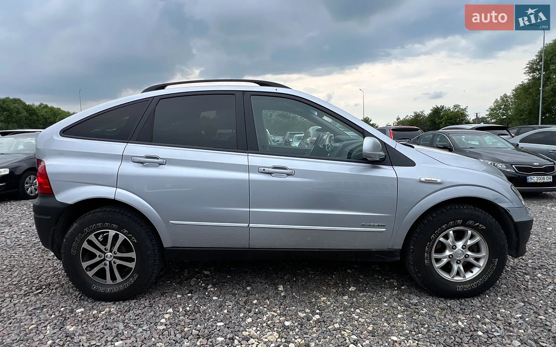 2010 SsangYong Actyon - мініатюра 8