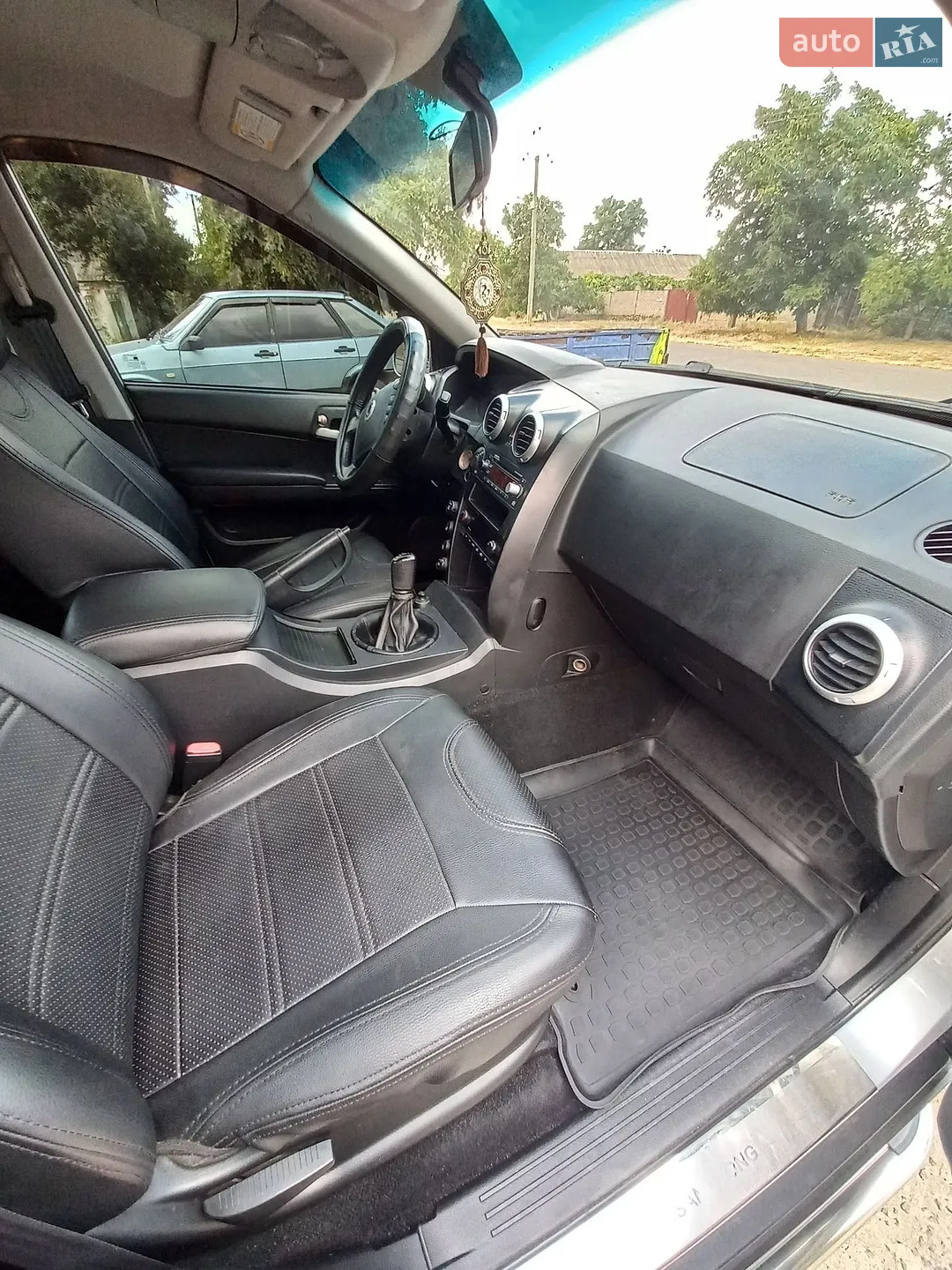 2010 SsangYong Actyon - мініатюра 9