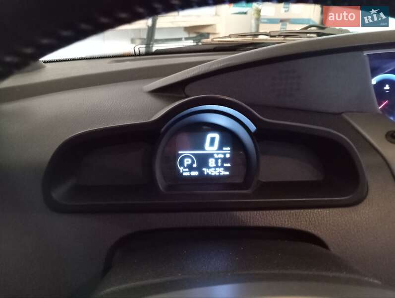 Минивэн SsangYong Korando Turismo 2015 в Киеве