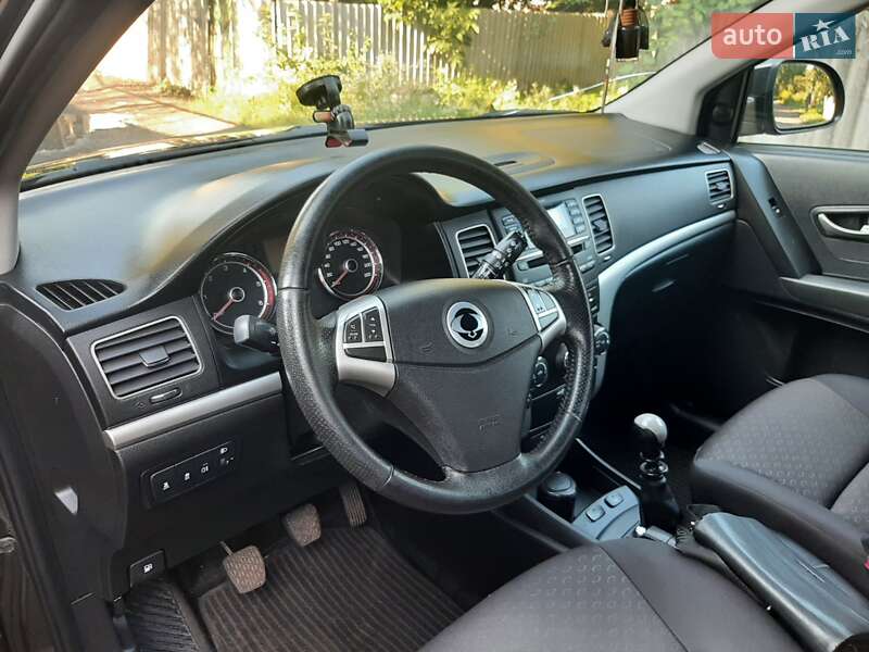 Внедорожник / Кроссовер SsangYong Korando 2012 в Дергачах