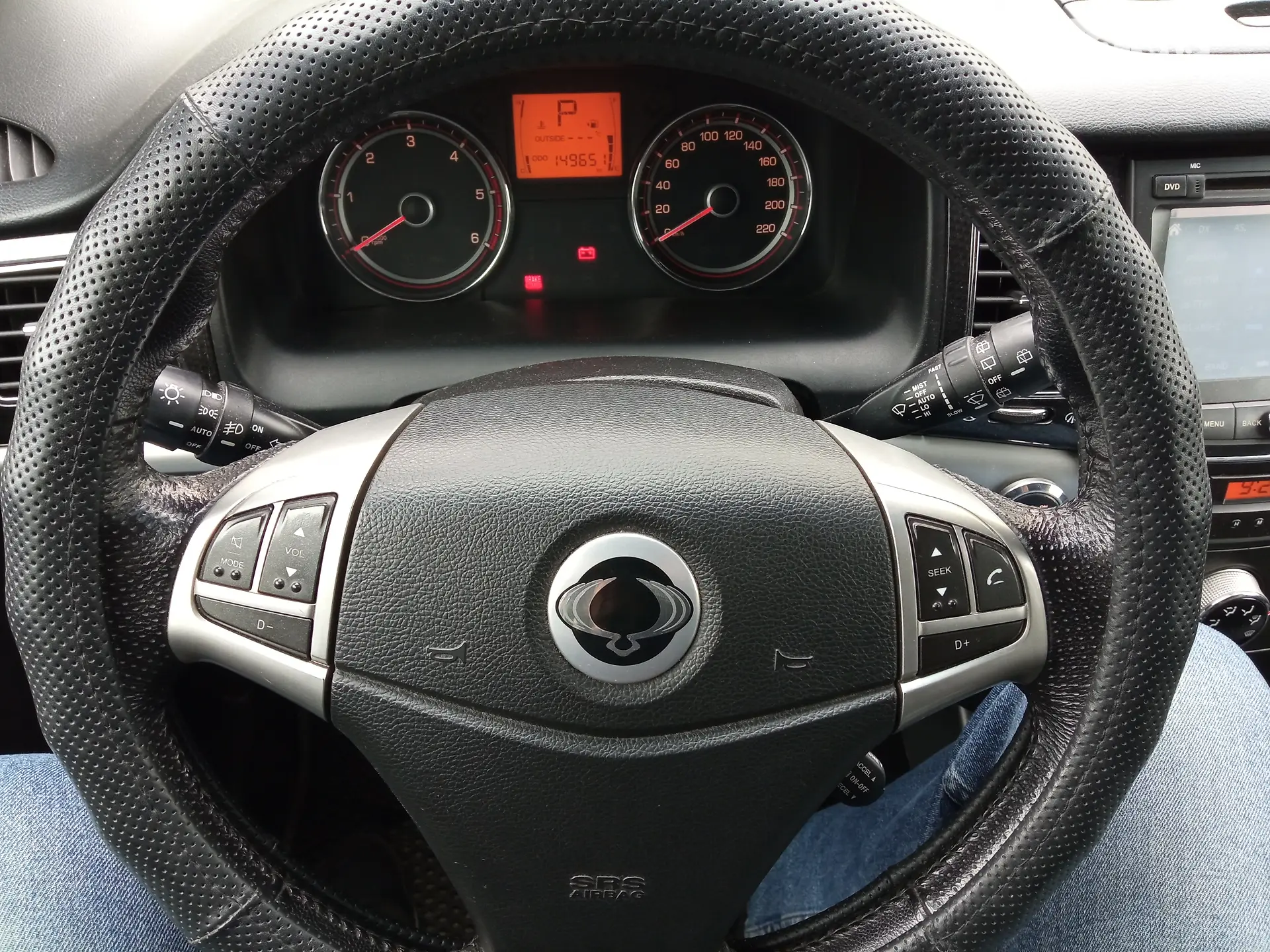 2012 SsangYong Korando - мініатюра 14