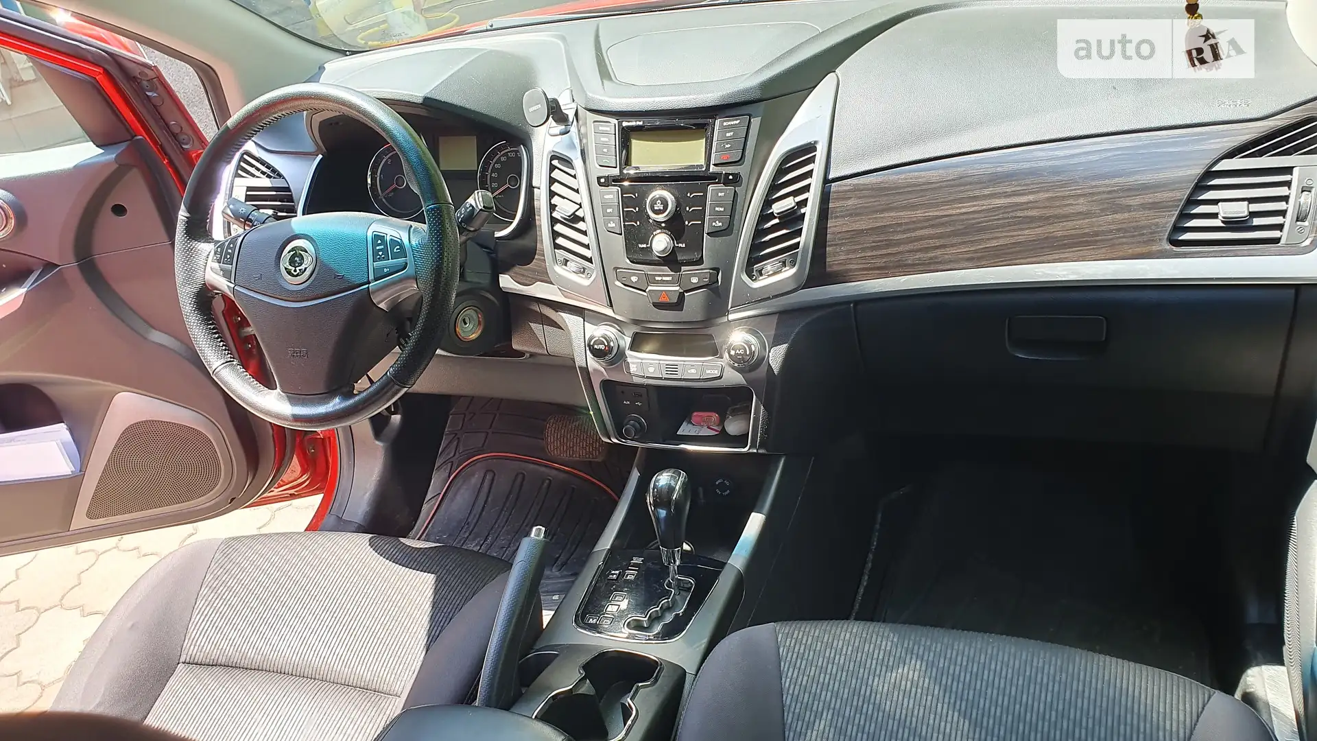 2014 SsangYong Korando - мініатюра 3