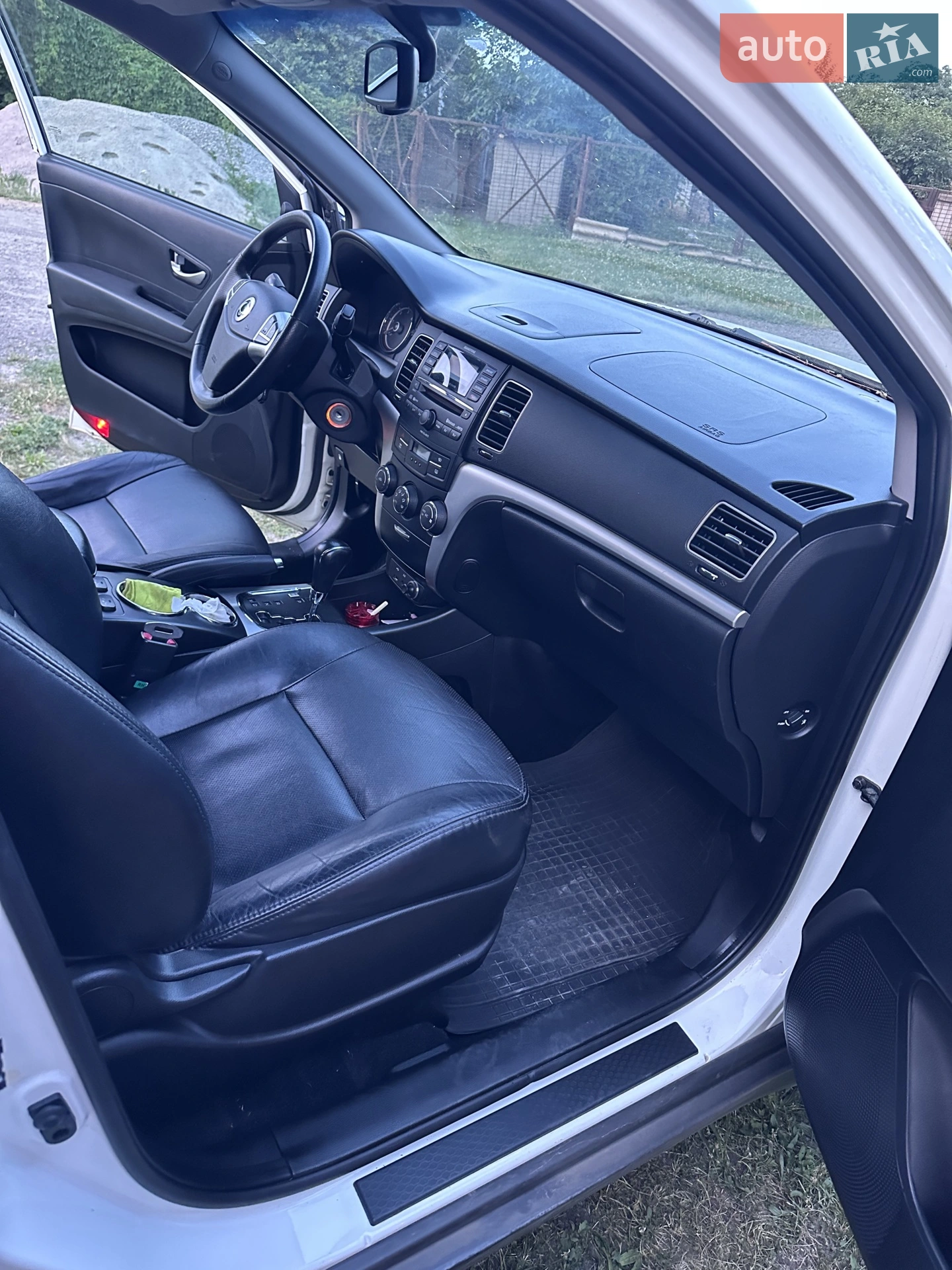 2011 SsangYong Korando - мініатюра 14