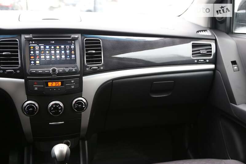 Позашляховик / Кросовер SsangYong Korando 2013 в Києві
