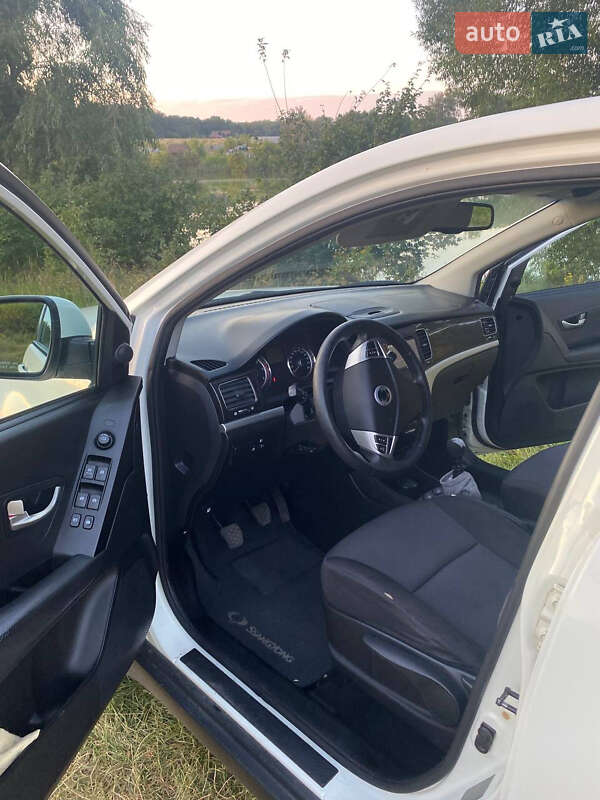 Внедорожник / Кроссовер SsangYong Korando 2012 в Люботине