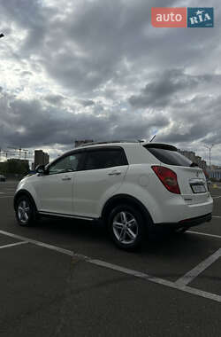 Внедорожник / Кроссовер SsangYong Korando 2011 в 