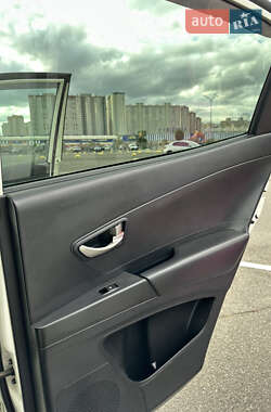 Внедорожник / Кроссовер SsangYong Korando 2011 в 