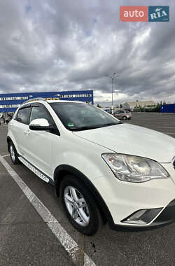 Внедорожник / Кроссовер SsangYong Korando 2011 в 