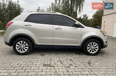 Позашляховик / Кросовер SsangYong Korando 2013 в 