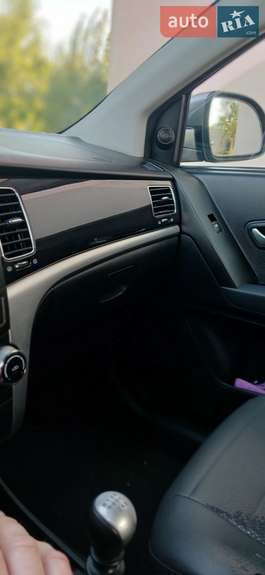 2012 SsangYong Korando - мініатюра 15