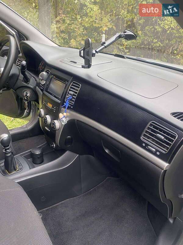 Внедорожник / Кроссовер SsangYong Korando 2013 в Звягеле фото 18 Внедорожник / Кроссовер SsangYong Korando 2013 в Звягеле