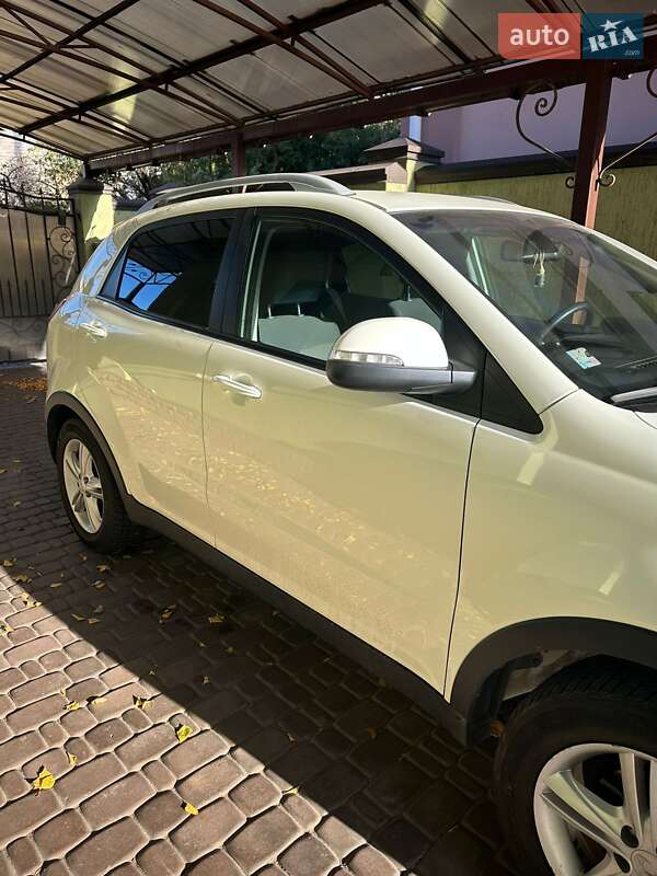 Внедорожник / Кроссовер SsangYong Korando 2014 в Кривом Роге