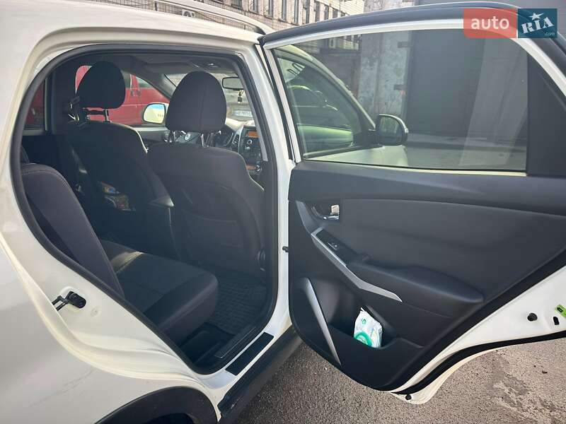 Внедорожник / Кроссовер SsangYong Korando 2014 в Кривом Роге