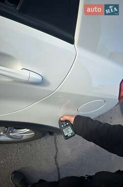 Внедорожник / Кроссовер SsangYong Korando 2014 в 