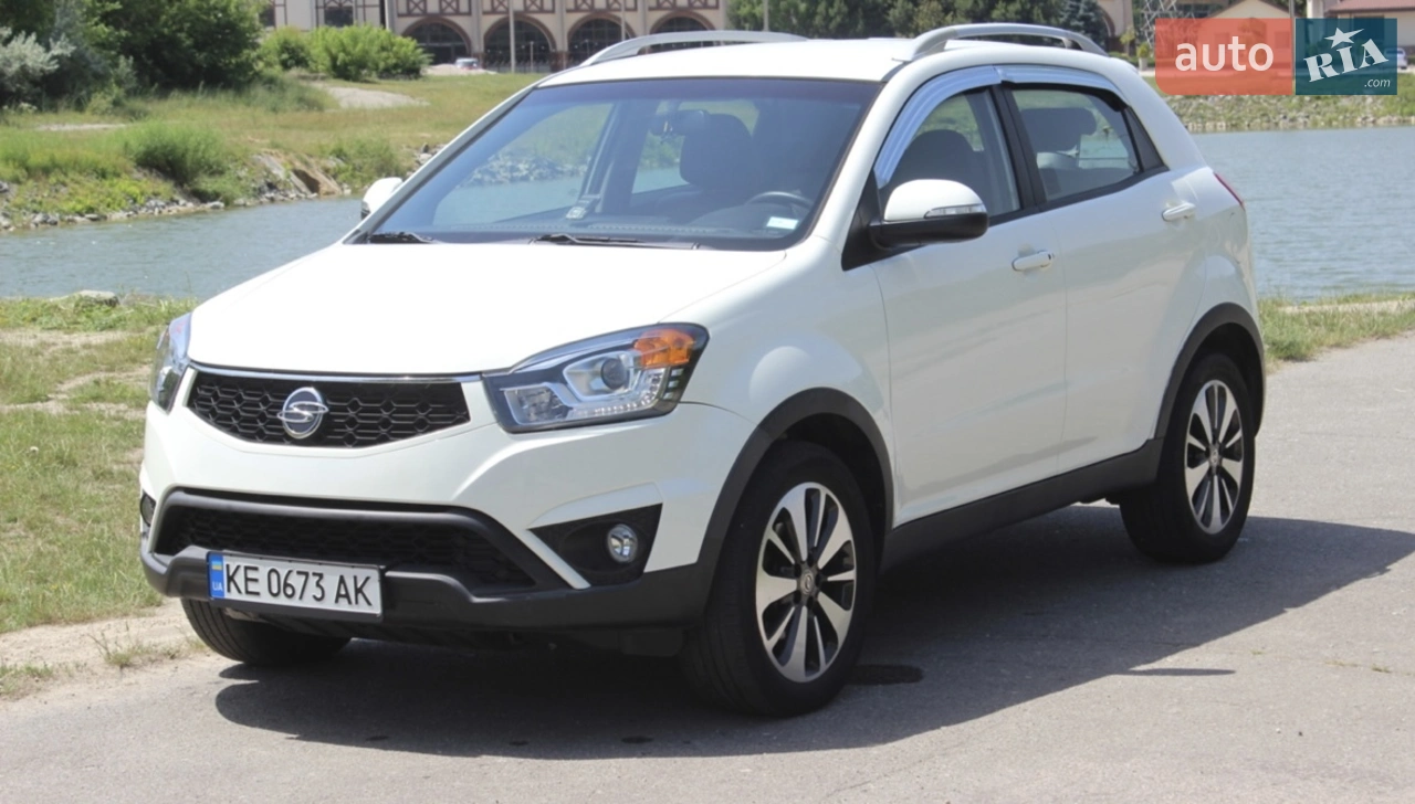 2013 SsangYong Korando - мініатюра 23