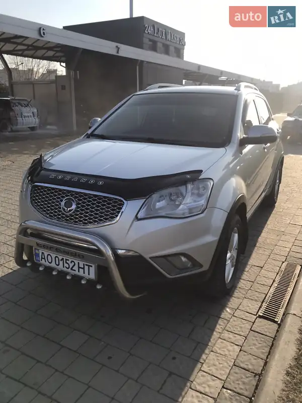 Внедорожник / Кроссовер SsangYong Korando 2012 в 