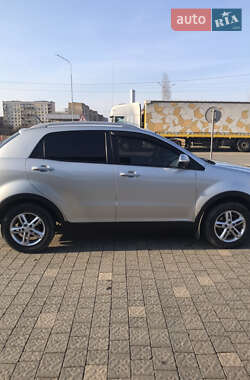 Внедорожник / Кроссовер SsangYong Korando 2012 в 