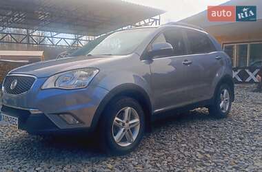 Внедорожник / Кроссовер SsangYong Korando 2012 в 