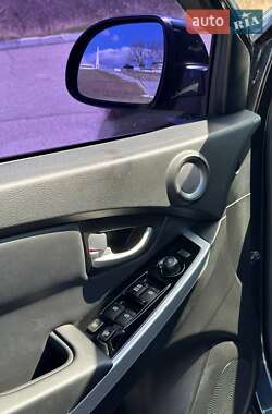 Внедорожник / Кроссовер SsangYong Korando 2014 в 
