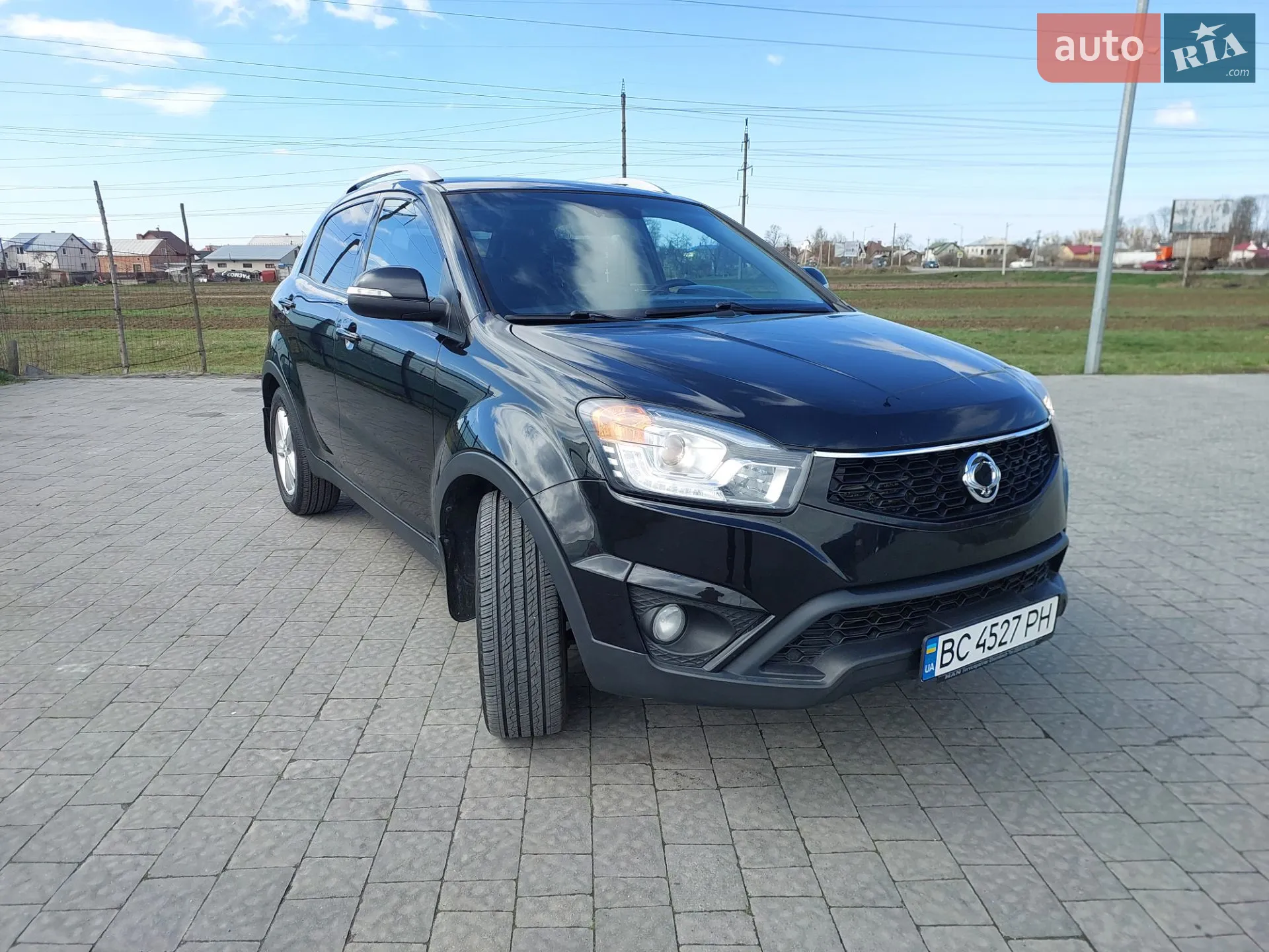 2014 SsangYong Korando - мініатюра 12