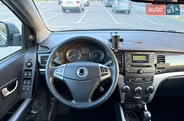 Внедорожник / Кроссовер SsangYong Korando 2013 в 