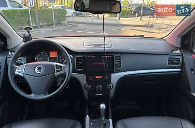 Внедорожник / Кроссовер SsangYong Korando 2011 в 