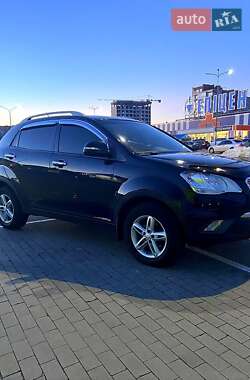 Позашляховик / Кросовер SsangYong Korando 2013 в 