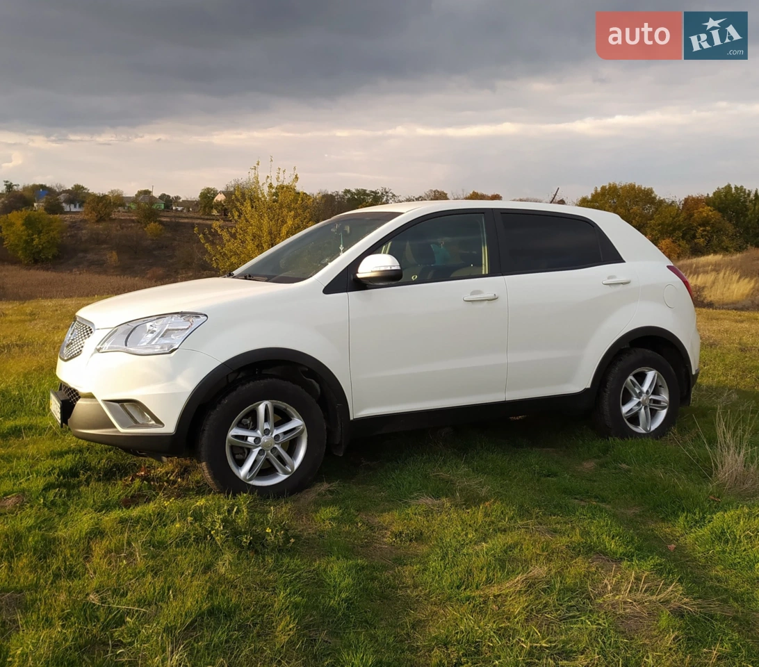 2011 SsangYong Korando - мініатюра 23