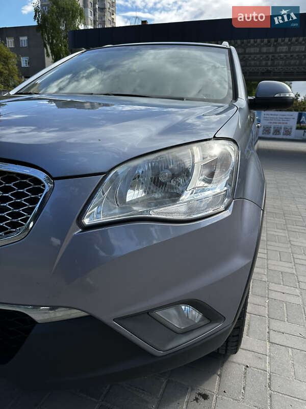 Внедорожник / Кроссовер SsangYong Korando 2013 в Хмельницком