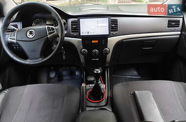 Внедорожник / Кроссовер SsangYong Korando 2011 в 