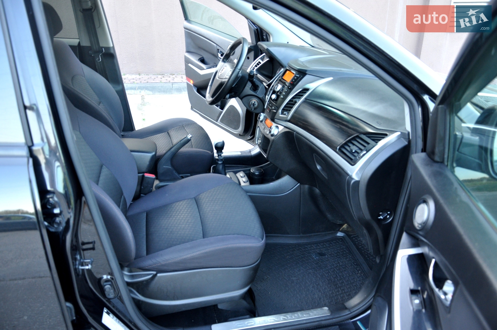 2014 SsangYong Korando - мініатюра 6