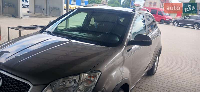 Внедорожник / Кроссовер SsangYong Korando 2012 в 