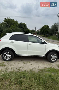 Внедорожник / Кроссовер SsangYong Korando 2013 в 