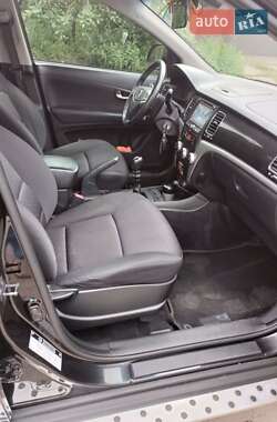 Внедорожник / Кроссовер SsangYong Korando 2012 в 