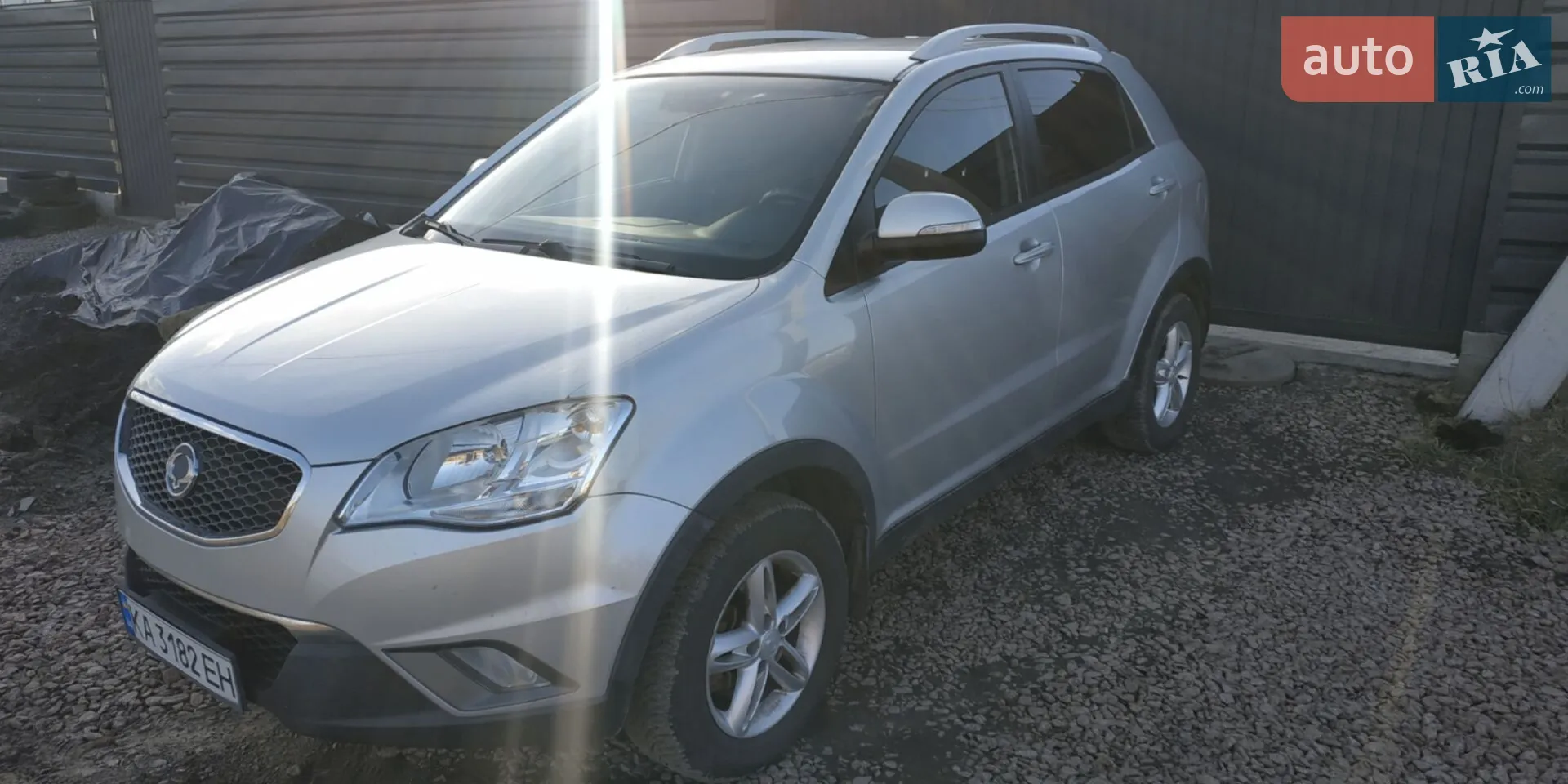 2011 SsangYong Korando - мініатюра 2