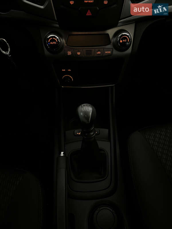 Внедорожник / Кроссовер SsangYong Korando 2014 в Запорожье фото 25 Внедорожник / Кроссовер SsangYong Korando 2014 в Запорожье