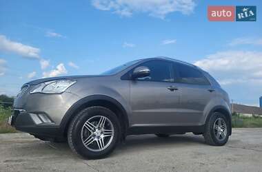 Внедорожник / Кроссовер SsangYong Korando 2012 в 
